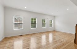 868 Highpointe Circle, Pittsburgh, PA 15220