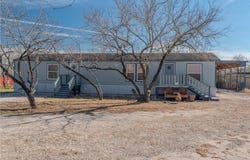 122 COUNTY ROAD 3052, Orange Grove, TX 78372