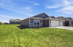4310 SE Violet CT, Topeka, KS 66609