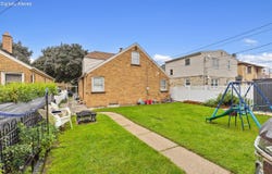 3342 S 26th St, Milwaukee, WI 53215