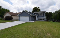 4743 Ridgewind Trail, Eagan, MN 55122