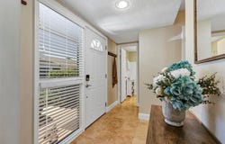 121 CROWN POINT Circle, LONGWOOD, FL 32779