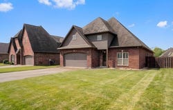 104 MEADOW Way, Jasper, AL 35504
