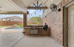 613 Windward Drive, Murphy, TX 75094