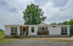 938 Ballpark Road, Mount Ida, AR 71957