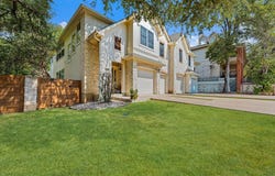 402 E 32nd St, Austin, TX 78705