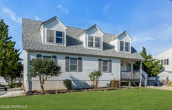 77 Baltic Avenue, Waretown, NJ 08758