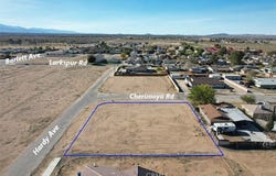 2 Hardy, Adelanto, CA 92301