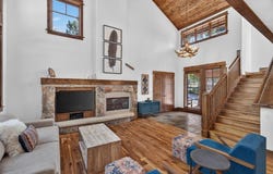 12472 Villa Court, Truckee, CA 96161-4563