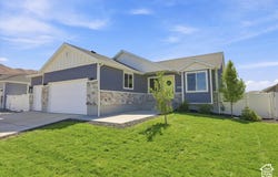 2276 E BOXWOOD Ln, Eagle Mountain, UT 84005
