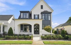 956 BEAUREGARD Parkway, Covington, LA 70433