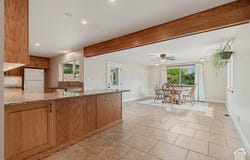 9297 S SNEDDON Dr E, Sandy, UT 84070