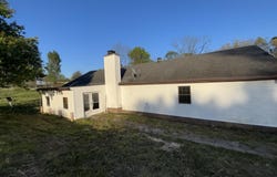 186 Blakemore Ln, Smithfield, KY 40068