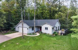 8308 Ridgeway Road, Petoskey, MI 49770