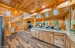 2933 Fiddlers Creek Way, Pigeon Forge, TN 37863