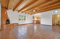 512 Acoma Street, Taos, NM 87571-0000