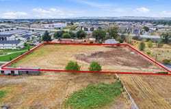 403 Hill Ln, Caldwell, ID 83605