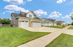 2009 Max Run Drive, Champaign, IL 61822