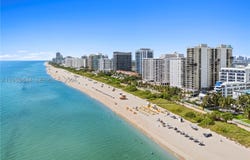 6039 Collins Ave, Miami Beach, FL 33140