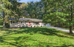 1745 Orchard Drive, Akron, OH 44333
