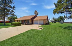 20423 E County Road 1567, Altus, OK 73521