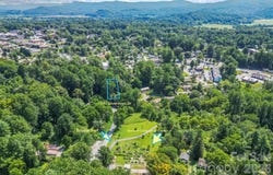 141 Silversteen Drive, Brevard, NC 28712