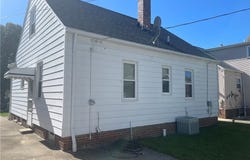403 E 323rd Street, Willowick, OH 44095