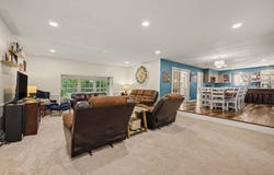 215 Wickenham Drive, Spring Arbor, MI 49283
