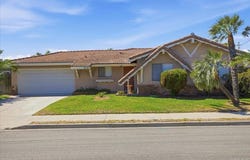 2241 Edgewood Place, Oceanside, CA 92054