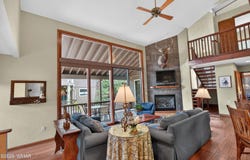 5776 Spruce Circle, Pinetop, AZ 85935