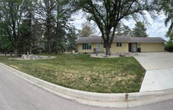 858 W 9th, Winner, SD 57580