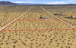 57541 Encantado Road, Landers, CA 92285