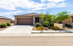 1249 S Lenora Loop, Benson, AZ 85602