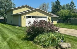 454 Oaknoll Drive, Amherst, OH 44001