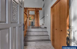 2565 W Thornton Lake Dr NW, Albany, OR 97321