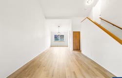 981 Sagrada Cir N, Keizer, OR 97303
