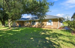 421 S Oak Street, Ector, TX 75439