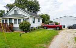6015 State Route 4, Mascoutah, IL 62258