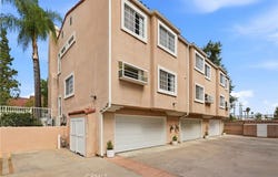 7109 Farralone, Canoga Park, CA 91303