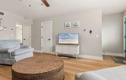 11 B St, St Augustine, FL 32080
