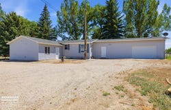 2707 E Avenue, Cody, WY 82414