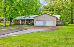 1118 Gunter Road, Florence, MS 39073