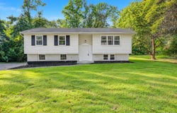 15 Vandewater Drive, Wappingers Falls, NY 12590