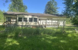 704 Delano Road, Au Gres, MI 48703