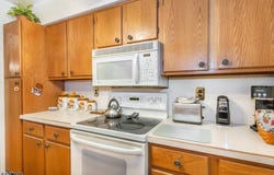46 Watsessing Ave, Belleville Twp., NJ 07109-1228