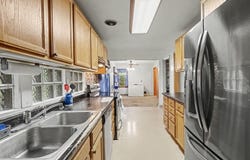 849 8th Avenue SW, Faribault, MN 55021