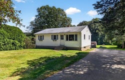 416 Cherry Lane, Montville, CT 06370