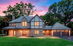 46 Banbury Road, Rockville Centre, NY 11570