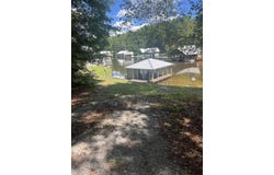 137 E Bay Dr, Lumberton, MS 39455