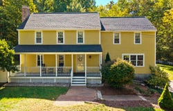 23 Williamsburg Drive, Amherst, NH 03031